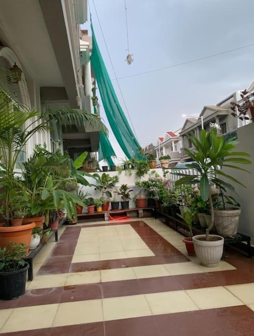 בהופאל Furnished Villa Near Airport, Away From City מראה חיצוני תמונה